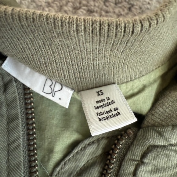 Nordstrom army green bomber jacket - Picture 5 of 5